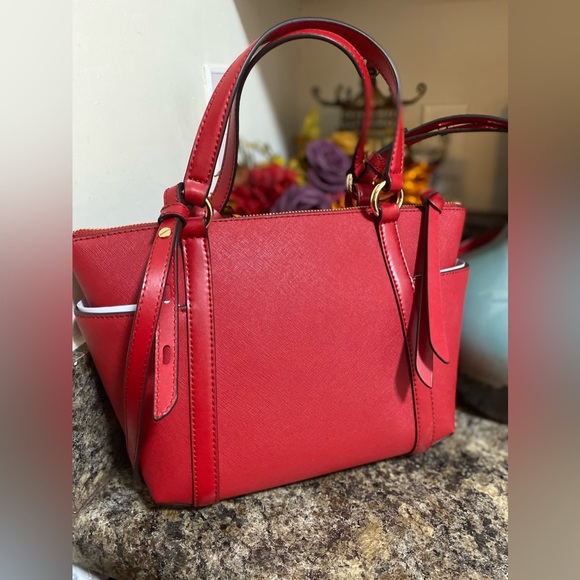 ❤️🔥MICHAEL KORS SAFFIANO LEATHER CROSSBODY/SATCHEL TOTE w/FREE DUST BAG 👜 - Picture 12 of 15